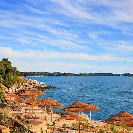 Apartamento Spacious Apartment With Garden In Porec Croatia